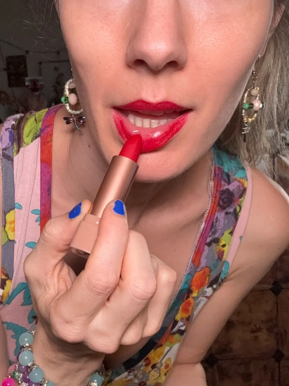 “Victory” L.A. Colors Vivid Red Lipstick